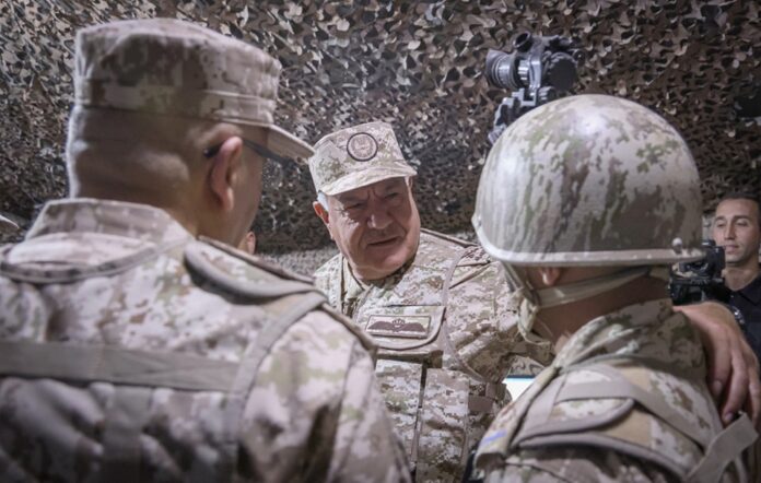 اللواء الحنيطي يتابع مجريات التمرين الليلي 