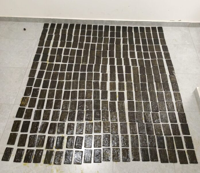 احباط تهريب كمية من المواد المخدرة بواسطة طائرة مسيرة