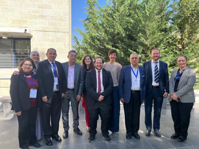 كلية الحقوق في جامعة البترا تحصل على الاعتماد الفرنسي