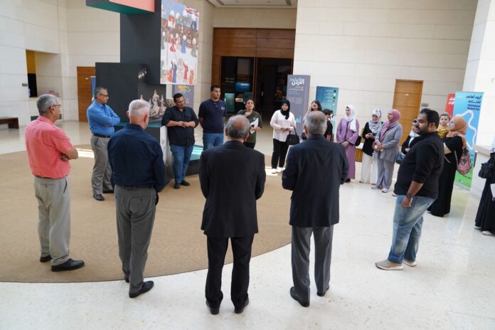 متحف الأردن يستقبل وفدا من المشاركين في مشروع 