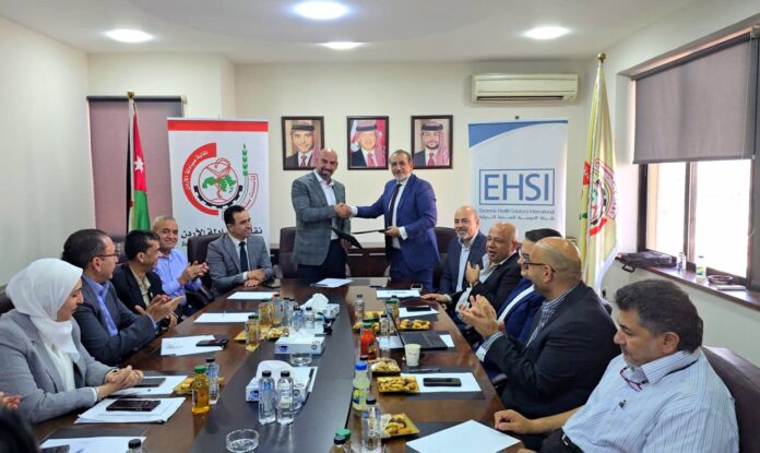 نقابة الصيادلة توقع اتفاقية تعاون مع شركة الحوسبة الصحية الدولية لربط الصيدليات بنظام الفوترة الوطني