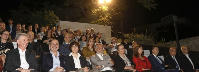 الأمير علي يرعى إطلاق الفيلم الوثائقي الأسترالي  الأمير علي يرعى إطلاق الفيلم الوثائقي الأسترالي