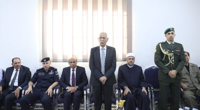 مندوبا عن الملك وولي العهد.. العيسوي يعزي المدادحة والعبيسات والذنيبات