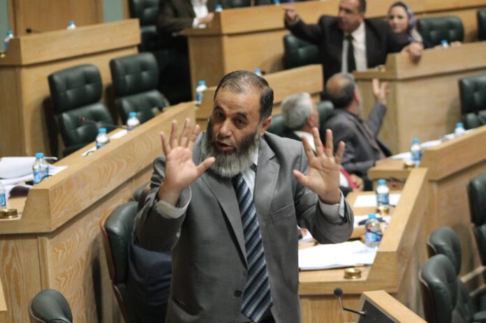 الصفدي ينعى النائب الأسبق المرحوم الدكتور موسى ابوسويلم الصفدي ينعى النائب الأسبق المرحوم الدكتور موسى ابوسويلم