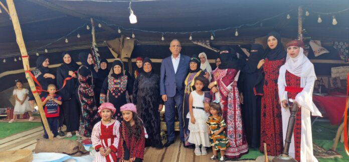 وزير الثقافة يزور البادية الشمالية في إطار جولة ميدانية وزير الثقافة يزور البادية الشمالية في إطار جولة ميدانية