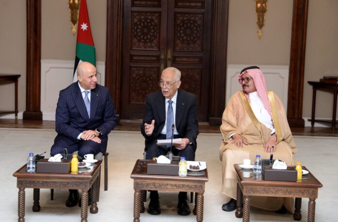 العيسوي: الأردن بقيادة الهاشميين ووفاء شعبه عصيّ على كل مؤامرة واستهداف العيسوي: الأردن بقيادة الهاشميين ووفاء شعبه عصيّ على كل مؤامرة واستهداف