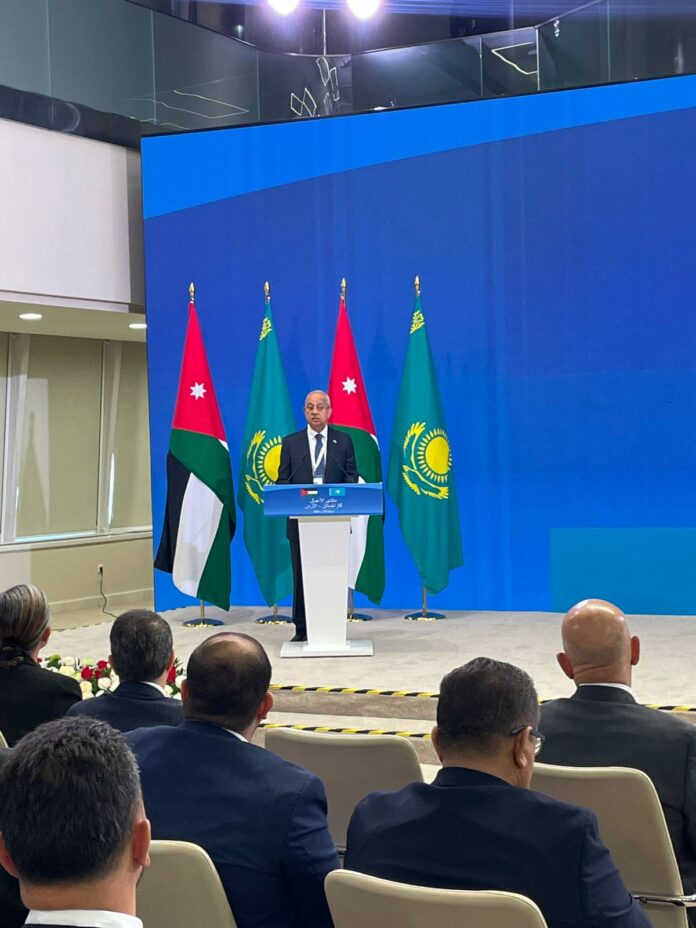 الجغبير: اهتمام ملكي بتعزيز التبادل التجاري مع كازاخستان الجغبير: اهتمام ملكي بتعزيز التبادل التجاري مع كازاخستان