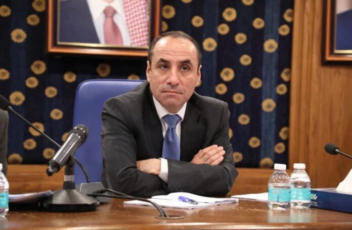 قبول استقالة مدير عام دائرة الاراضي والمساحة