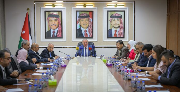 عطية : قرار رفع معدل قبول الطب وطب الاسنان يزيد الضغط النفسي عطية : قرار رفع معدل قبول الطب وطب الاسنان يزيد الضغط النفسي