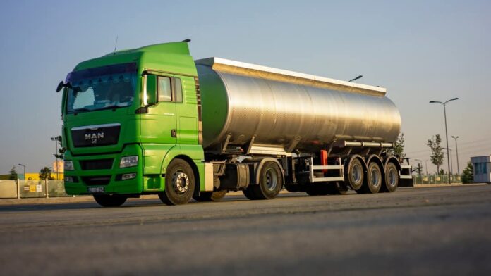 استيراد 3.578 مليون برميل نفط خام من العراق خلال العام 2024 استيراد 3.578 مليون برميل نفط خام من العراق خلال العام 2024