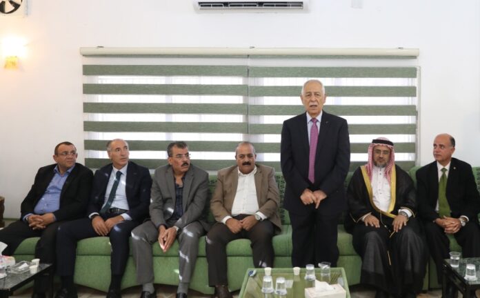 مندوبا عن الملك وولي العهد .. العيسوي يعزي عشيرة المساعدة