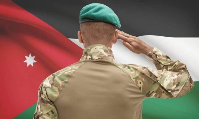 منتدون: خدمة العلم ركيزة أساسية في بناء الأمن الوطني