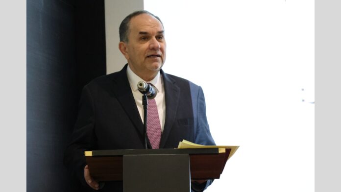 وزير العدل: مكافحة الإتجار بالبشر أولوية وطنية تعزز منظومة حقوق الإنسان وزير العدل: مكافحة الإتجار بالبشر أولوية وطنية تعزز منظومة حقوق الإنسان