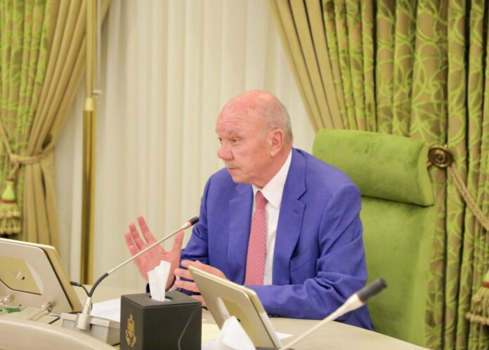 الفايز يتحدث عن التحديات الاقتصادية وما هو المطلوب لمواجهتها - تفاصيل الفايز يتحدث عن التحديات الاقتصادية وما هو المطلوب لمواجهتها - تفاصيل