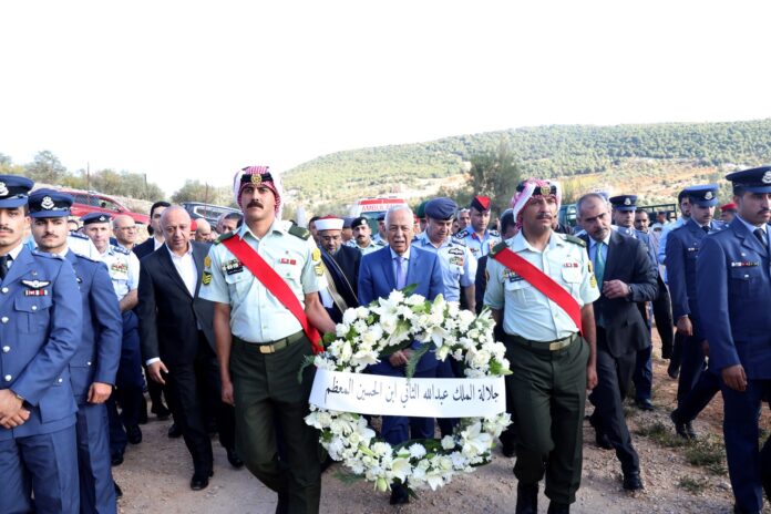 العيسوي يشارك في تشييع جثمان قائد سلاح الجو الأسبق اللواء القضاة العيسوي يشارك في تشييع جثمان قائد سلاح الجو الأسبق اللواء القضاة