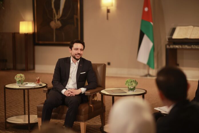 ولي العهد يلتقي الفائزين بجائزة الحسين بن عبدالله الثاني للعمل التطوعي في دورتها الثانية (صور) ولي العهد يلتقي الفائزين بجائزة الحسين بن عبدالله الثاني للعمل التطوعي في دورتها الثانية (صور)