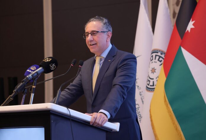 القضاة يدعو الشركات الالمانية لاتخاذ الأردن مركزا لمشروعات اعادة الاعمار في سوريا القضاة يدعو الشركات الالمانية لاتخاذ الأردن مركزا لمشروعات اعادة الاعمار في سوريا