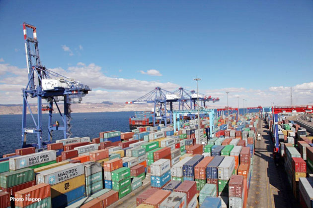 أكثر من 370 ألف حاوية ترد عبر  أكثر من 370 ألف حاوية ترد عبر