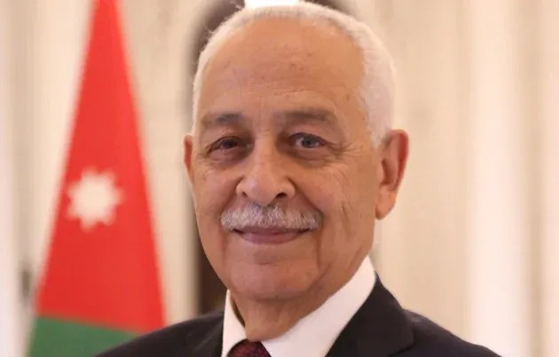 مندوبا عن الملك وولي العهد .. العيسوي يعزي عشيرة الصرايرة مندوبا عن الملك وولي العهد .. العيسوي يعزي عشيرة الصرايرة