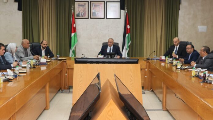 التربية: رفع نسبة التحاق الطلبة في التعليم المهني والتقني الى 50%