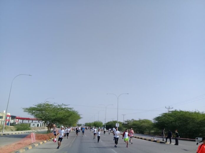 فتح باب التسجيل للمشاركة في أيلة نصف ماراثون البحر الأحمر