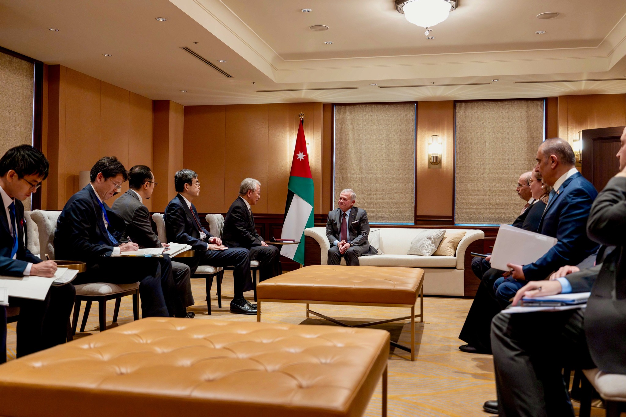 الملك يلتقي رئيس الوكالة اليابانية للتعاون الدولي "جايكا"