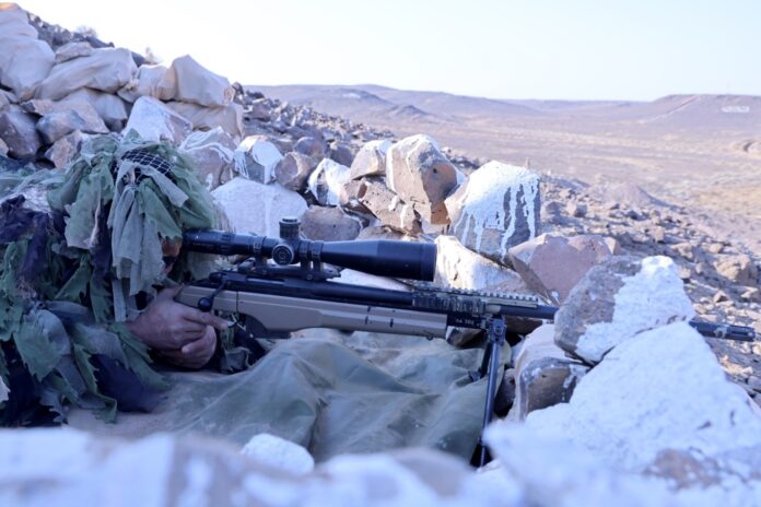 القوات المسلحة: القبض على شخص حاول اجتياز الحدود بطريقة غير مشروعة