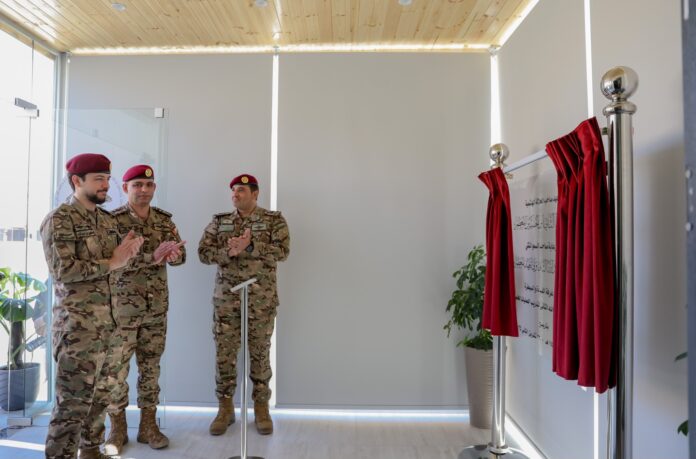 ولي العهد يفتتح غرفة القيادة والسيطرة في مركز الملك عبدالله الثاني لتدريب العمليات الخاصة