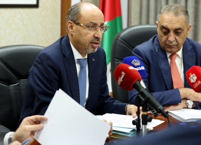 السليحات : 990 مليون دينار حجم انفاق الاردن على القطاع الصحي