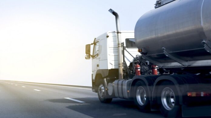 انخفاض مستوردات المملكة من النفط بنسبة 3.8 % في 9 أشهر