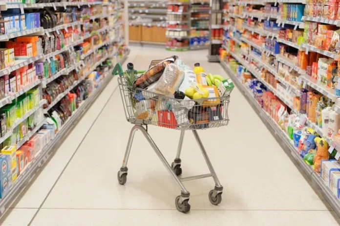 انخفاض واستقرار 90 سلعة غذائية الشهر الماضي