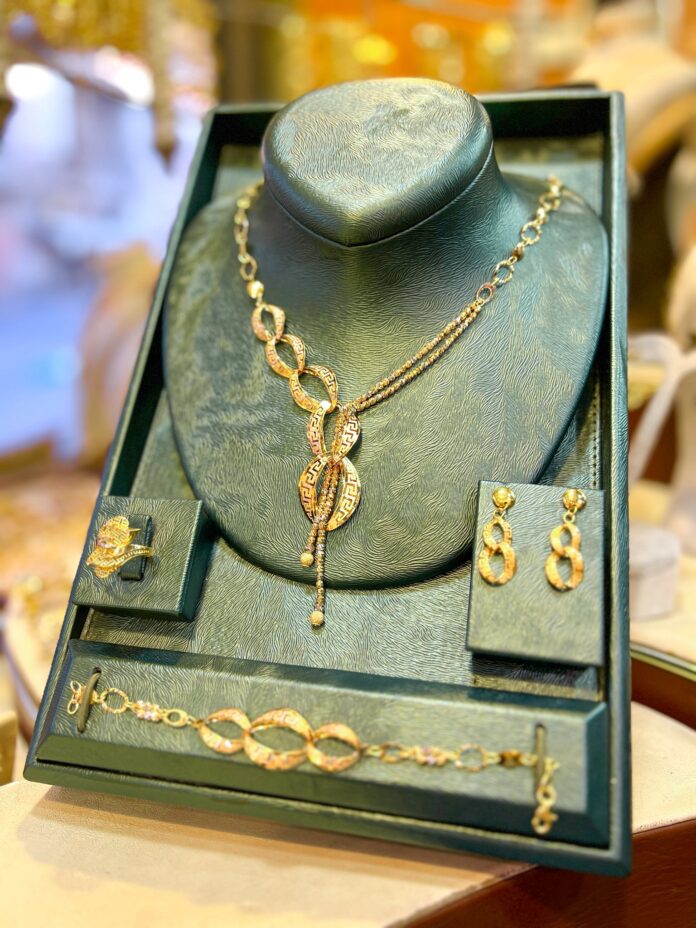 اسعار الذهب في السوق المحلي الاثنين