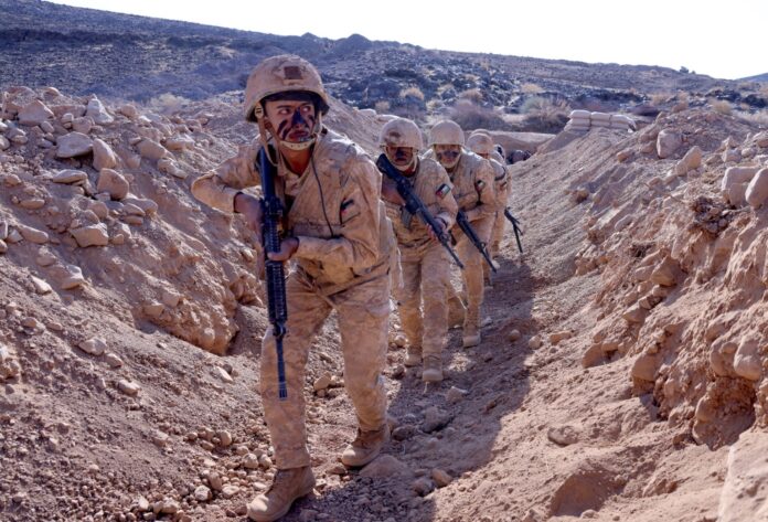 المنطقة العسكرية الجنوبية تحبط محاولة تسلل 4 أشخاص على إحدى واجهاتها