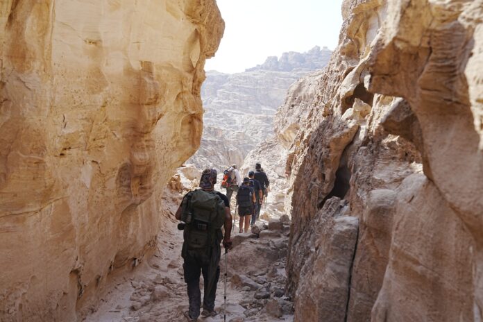 سلطة اقليم البترا توضح اسباب اخلاء الموقع الاثري من الزوار