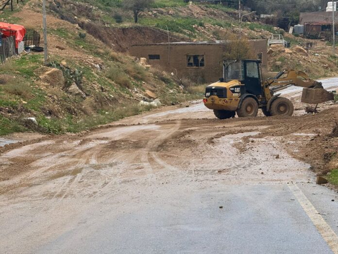 الادارة المحلية : تعاملنا مع اكثر من 800 ملاحظة خلال المنخفض الجوي