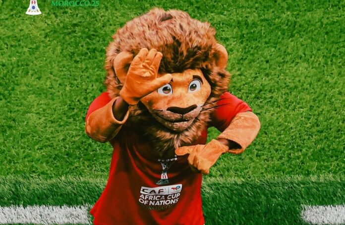 مدرب منتخب فرنسا يكشف سر متابعته لكأس إفريقيا 2025