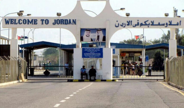 توقعات بحركة نشطة للمسافرين عبر جسر الملك حسين