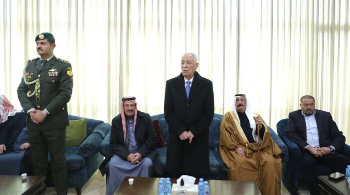 مندوبا عن الملك وولي العهد .. العيسوي يعزي عشائر القطارنة وزوغانه وأبوحمور والطوال