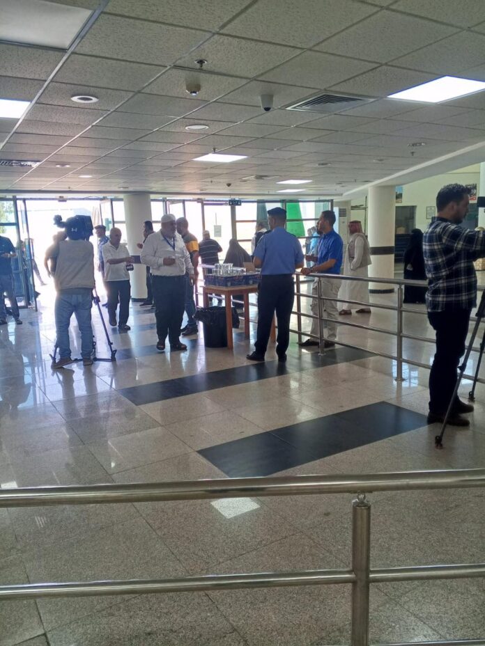 مصدر أمني يوضح أسباب الأزمات التي يشهدها جسر الملك حسين