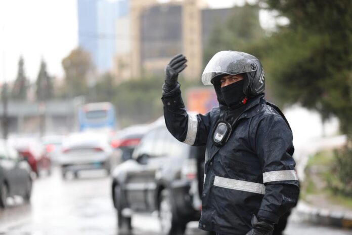 مديرية الأمن العام تحذر من تبعات المنخفض الجوي