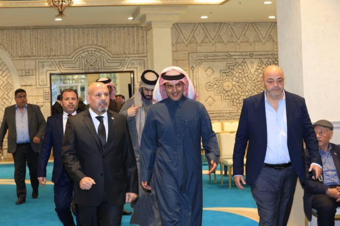 سفير قطر آل ثاني يعزي بوفاة رئيس الوزراء الاسبق علي ابو الراغب