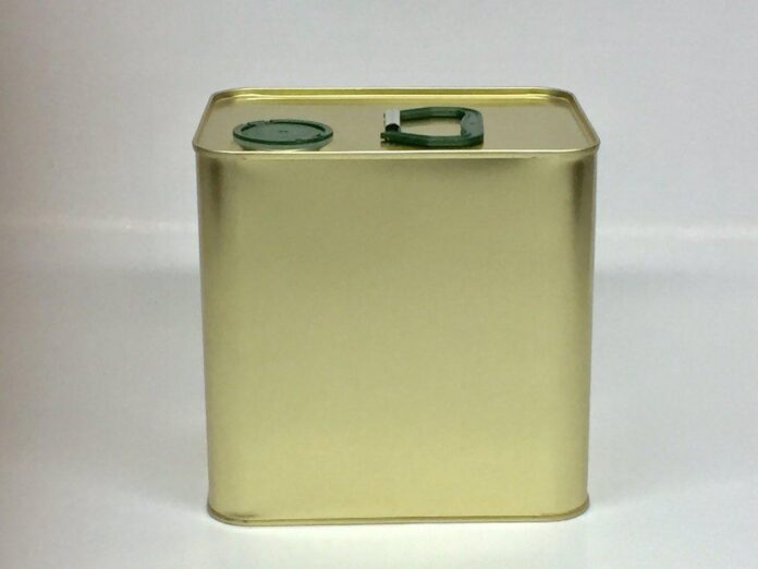 وصول الدفعة الاولى من زيت الزيتون التونسي الى المؤسسة المدنية