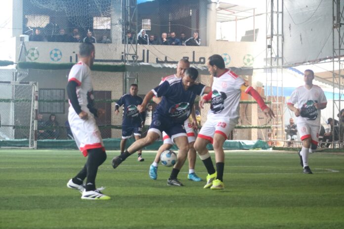 هاتريك واثارة وتأهل مبكر.. في بطولة قدامي اللاعبين بغزة