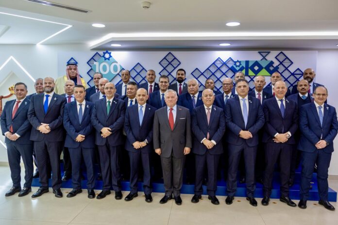 غرفة تجارة عمان علامة فارقة في الاقتصاد الوطني ومنارة للعمل التجاري