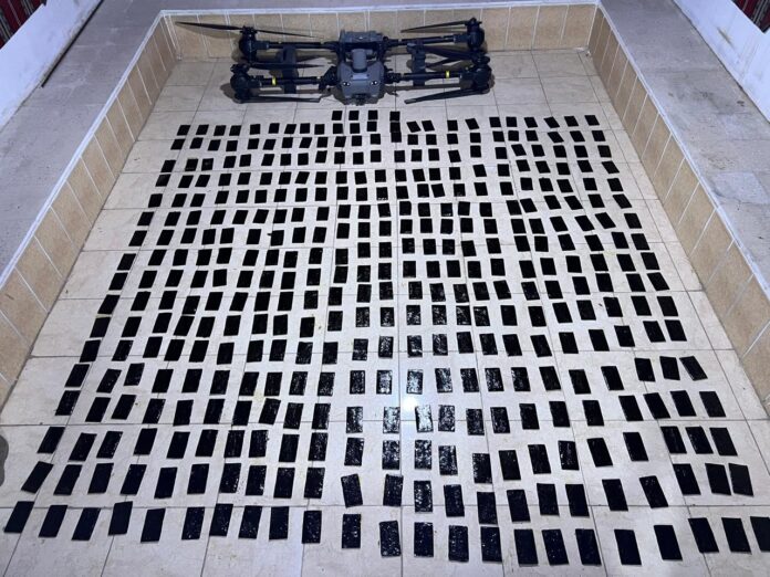 إحباط محاولة تهريب مواد مخدرة بواسطة طائرة مسيّرة