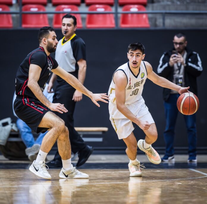 اتحاد عمان يتغلب على الجبيهة في كأس الأردن لكرة السلة