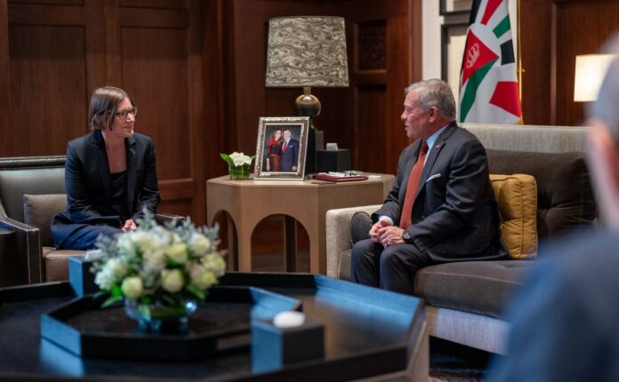 الملك يستقبل رئيسة اللجنة الدولية للصليب الأحمر