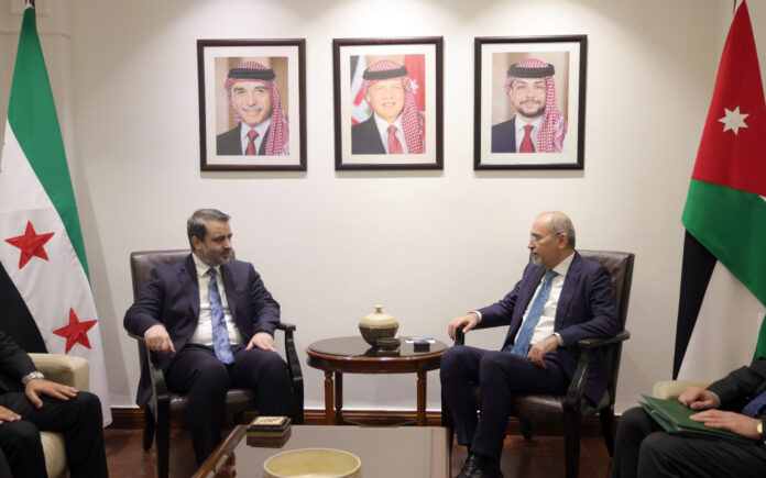 الصفدي والشيباني يدينان الاعتداءات والغارات الإسرائيلية المتكررة على سوريا