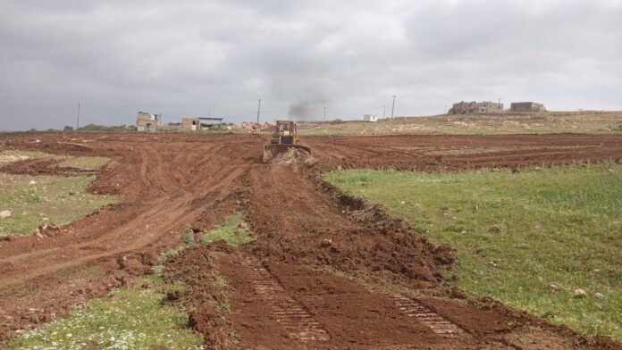 بدء العمل بجزء جديد من المرحلة الثالثة لطريق اربد الدائري