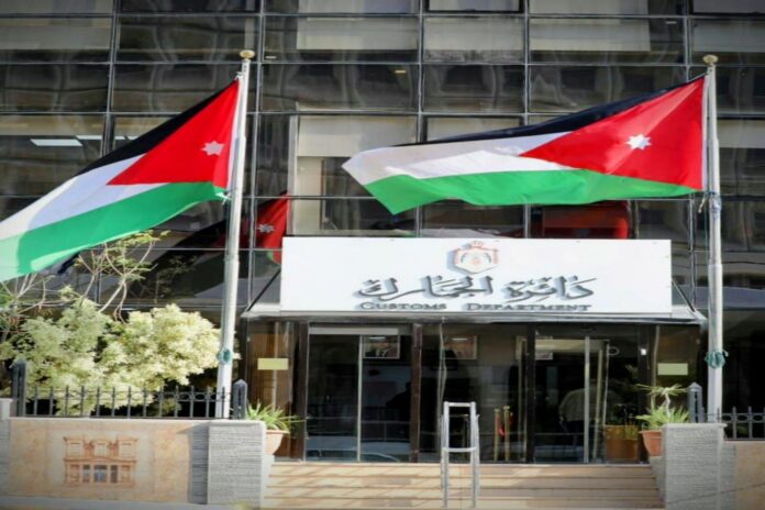 شاهد الصور : الجمارك تضبط 3 قضايا تهريب نوعية خلال 48 ساعة